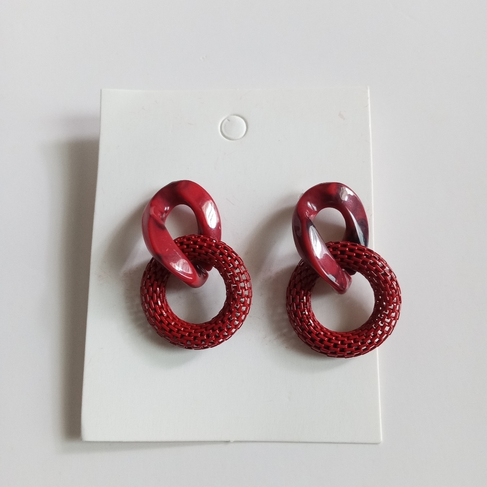 Fashion Jewelry Red Chain Dangle Earrings - Picture 2 of 5